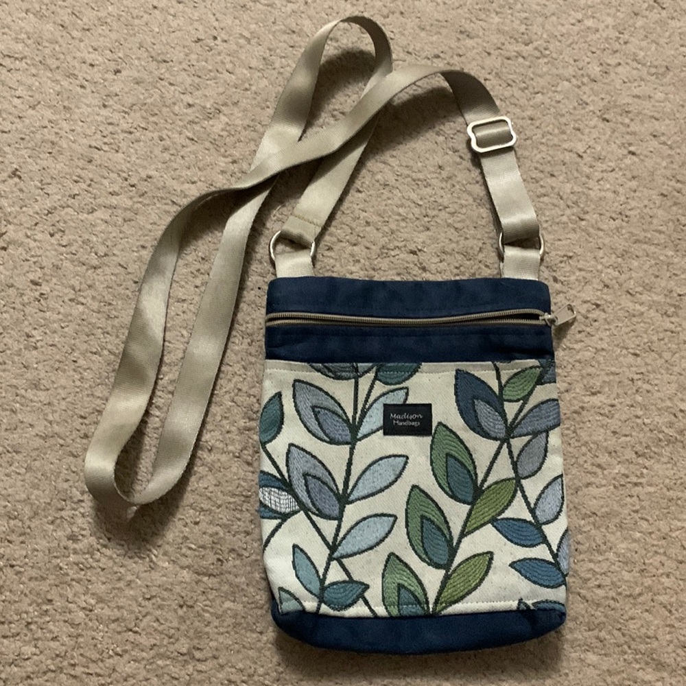 Madison crossbody